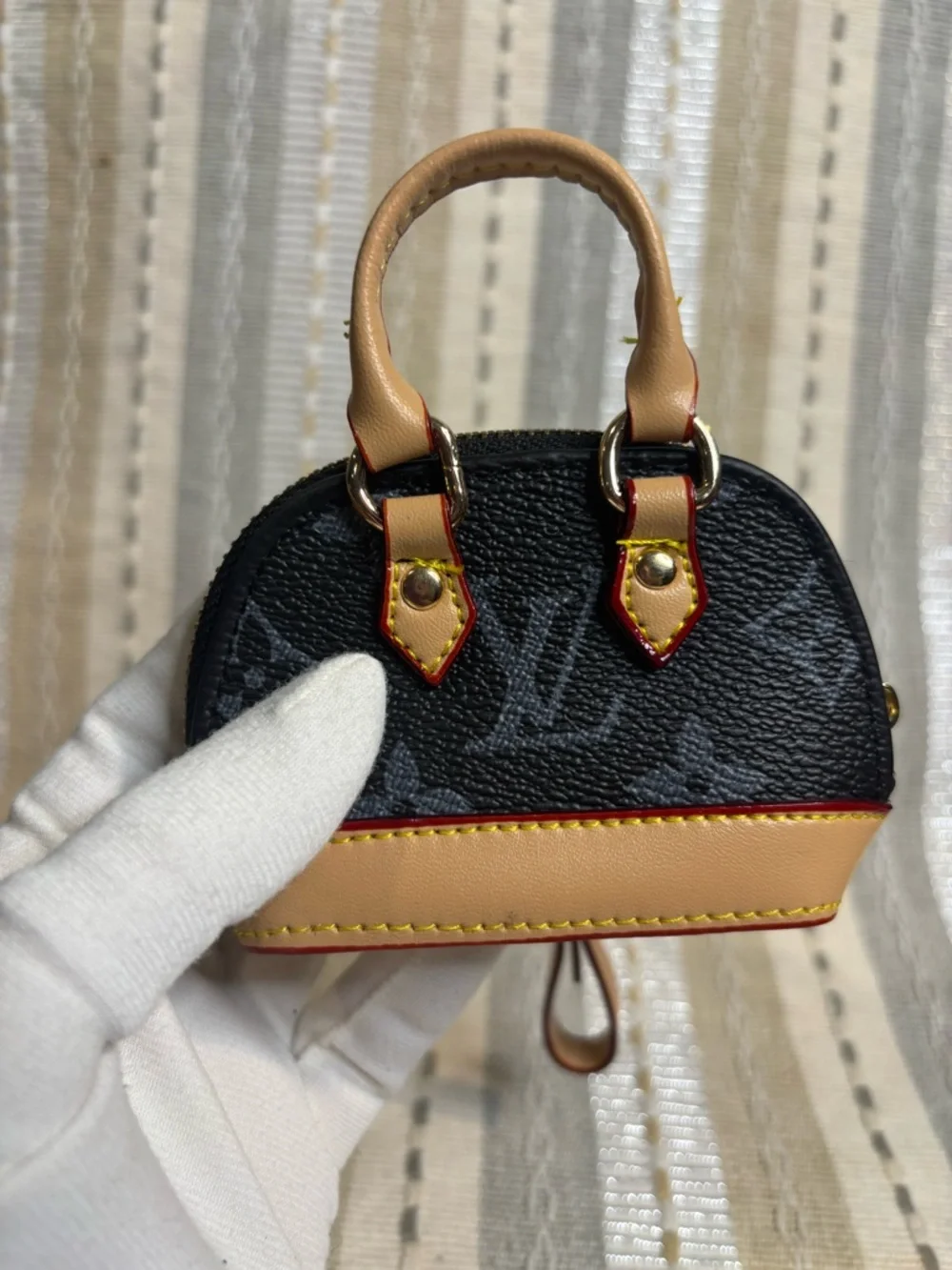 FASHION BAG CHARM - Picture 4 of 5